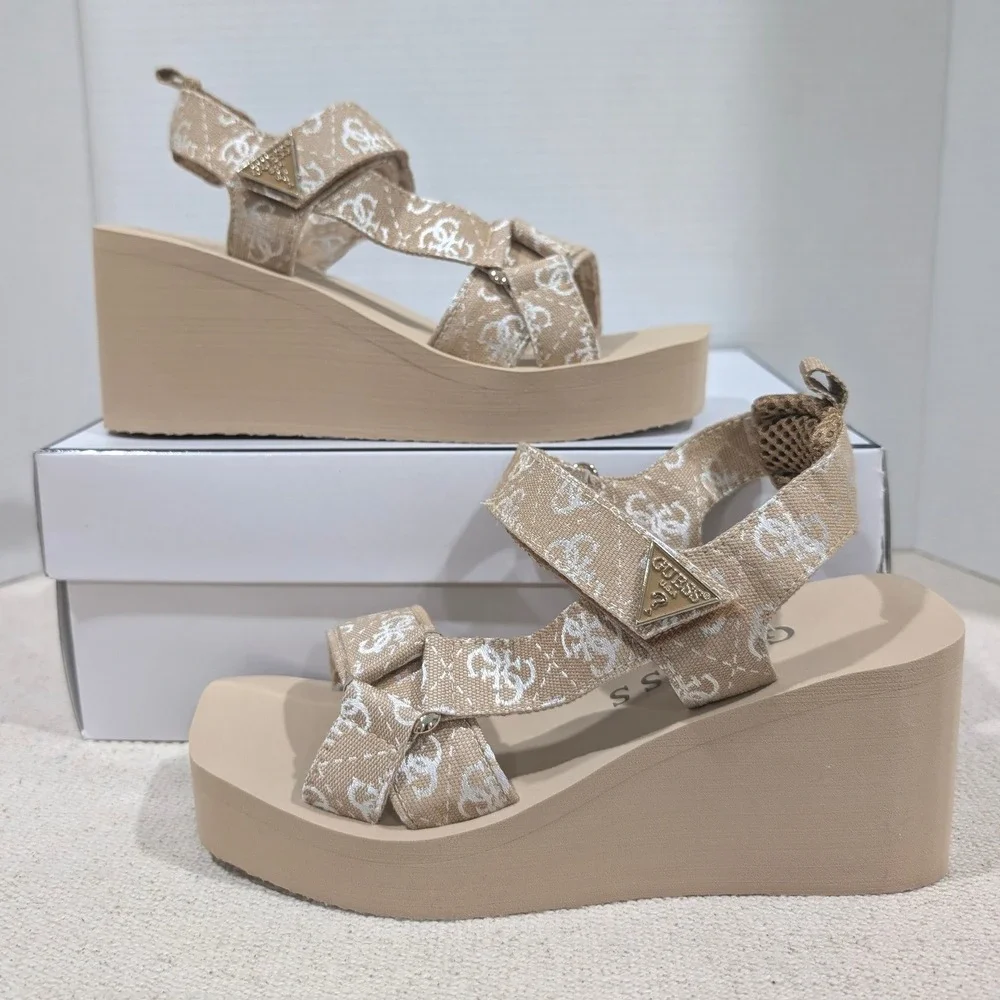 Guess Daysa Quattro‎ G Strappy EVA Wedge Sandals Light Natural 8M NIB